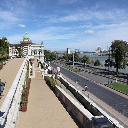 Marvelosa Apartment - Central By The Chain Bridge ブダペスト エクステリア 写真